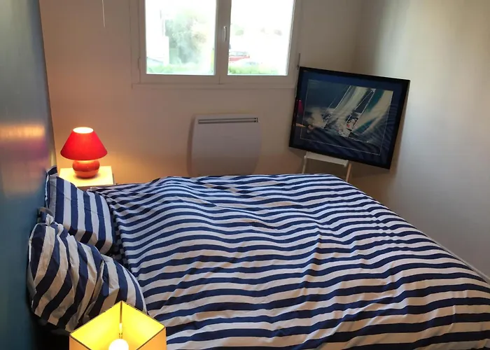 Le Paradis Des Enfants - *